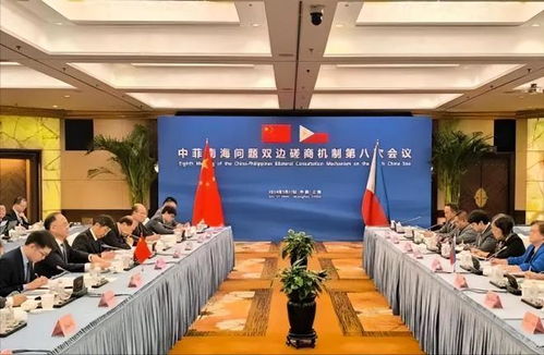 真狂 美軍雙航母沖入菲律賓海,叫囂 無論什么威脅都能活下來